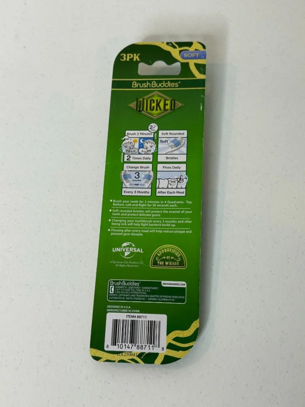 Wicked 3 Pack Soft Toothbrushes Glinda Elphaba New